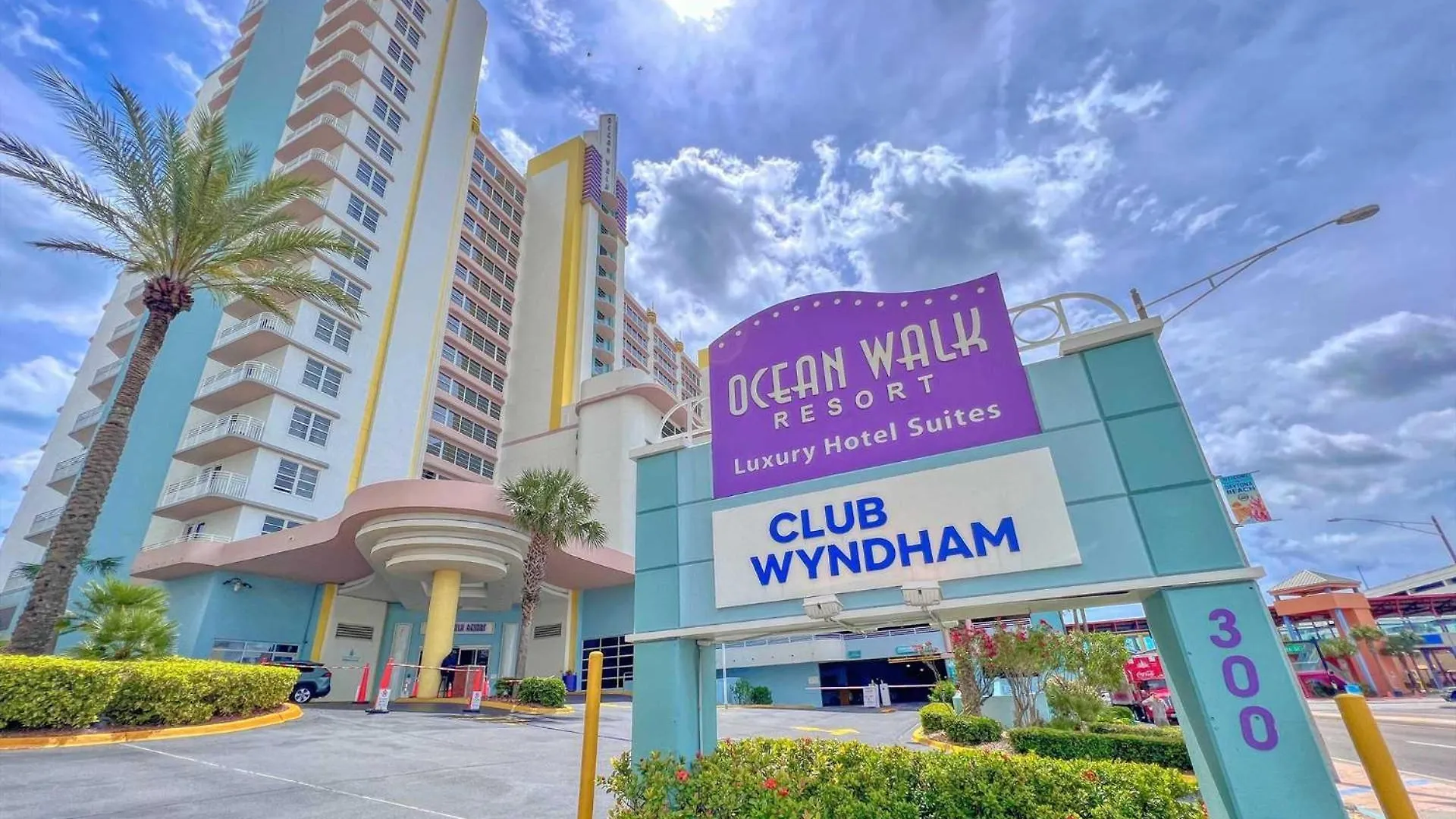 Luxury 12Th Floor 2 Bedroom Condo Direct Oceanfront Wyndham Ocean Walk Resort Daytona Beach | 1201 0*,  ABD